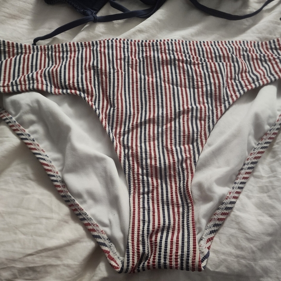 3 peice Xhilaration plus size bikini set - Picture 2 of 12